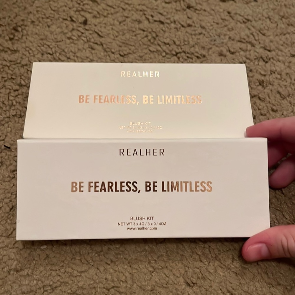 Realher Blush kit